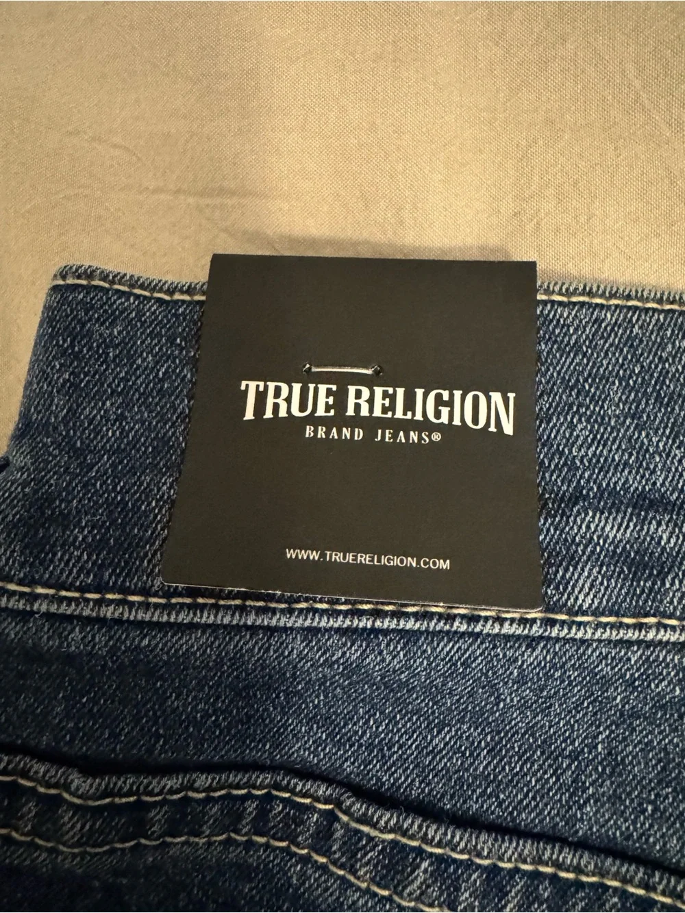 True Religion Men's NWT Dark Blue Bobby Baggy Jeans with Blue Patch Logo 34x32